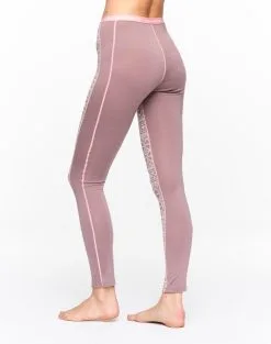 Kari Traa Hjerte Skiundertøj Sæt Dame -Tilbud Try Ski Butik 622601 Hjerte Pant TAUPE MODEL 2 Karitraa d21dde91 9361 402a a967 a5da5d9d6b1d