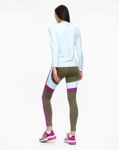 Kari Traa Nora LS Langærmet Træningstop Dame -Tilbud Try Ski Butik 622637 Ice model 6 360x fd63705f d338 4281 b20e d0589f4f96e3