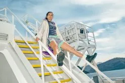 Kari Traa Butterfly T-Shirt Baselayer -Tilbud Try Ski Butik 622751 Bjerk 622787 Marin 622804 Marin KariTraa SS21 Commercial 2500px