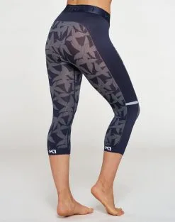Kari Traa Butterfly Capri 3/4-lange Tights Træningsbukser -Tilbud Try Ski Butik 622849 BUTTERFLY CAPRI MARIN MODEL 2 Karitraa