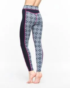 Kari Traa Rose High Waist Pant - Højtaljede Skiunderbukser 41 Kari Traa Rose High Waist Pant - Højtaljede Skiunderbukser -Tilbud Try Ski Butik 622873 Royal model 2 ea885754 bcab 40fc 80cd 3addc919dcac