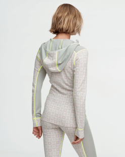 Kari Traa Rose Uldhættetrøje – 100% Merinould -Tilbud Try Ski Butik KariTraa RoseHoodie SlatepigeRear c5e88418 753d 412b b00a 653196a5ce6e