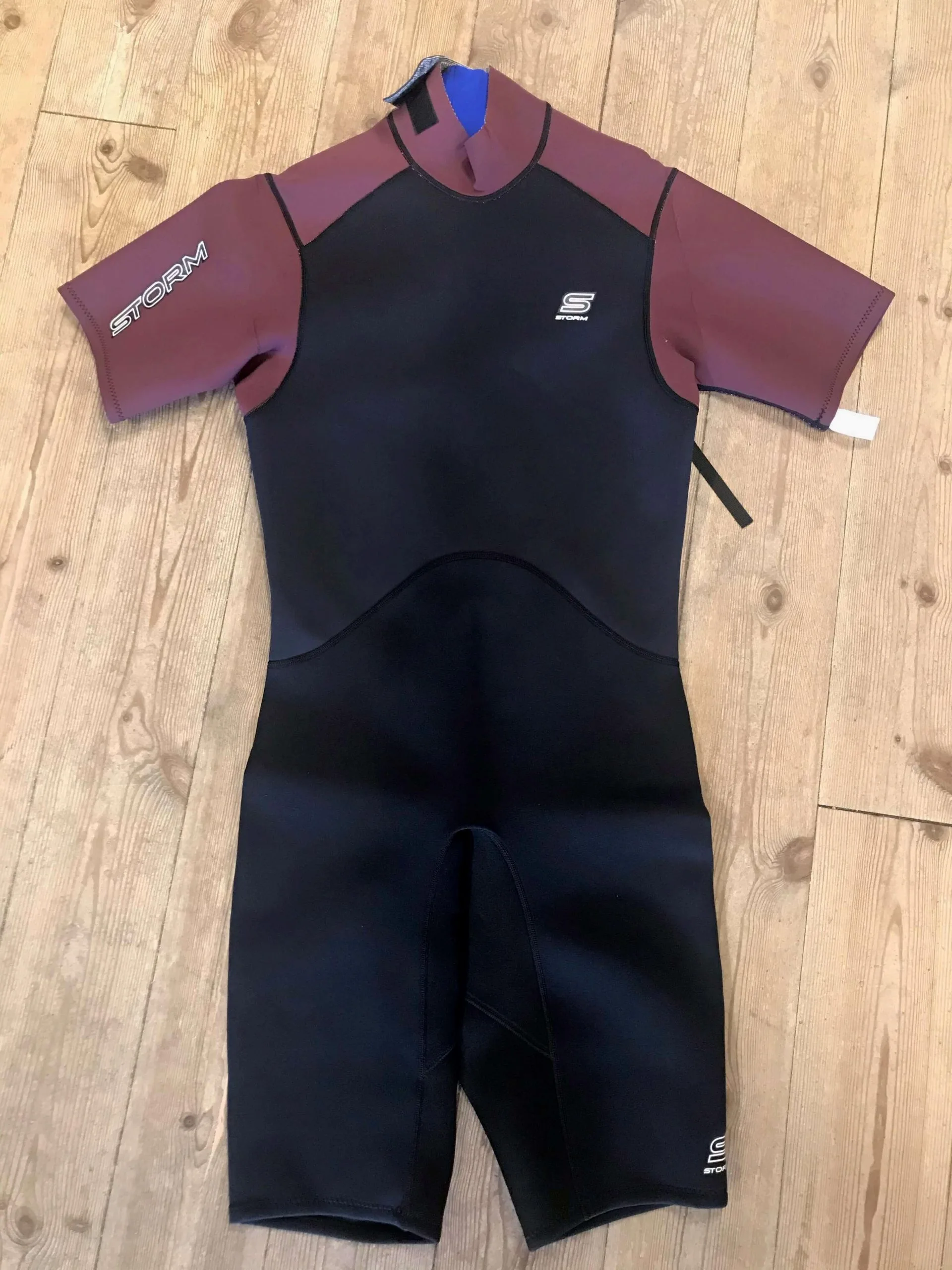 Storm Shorty Våddragt 2/2 - Sort/Bordux